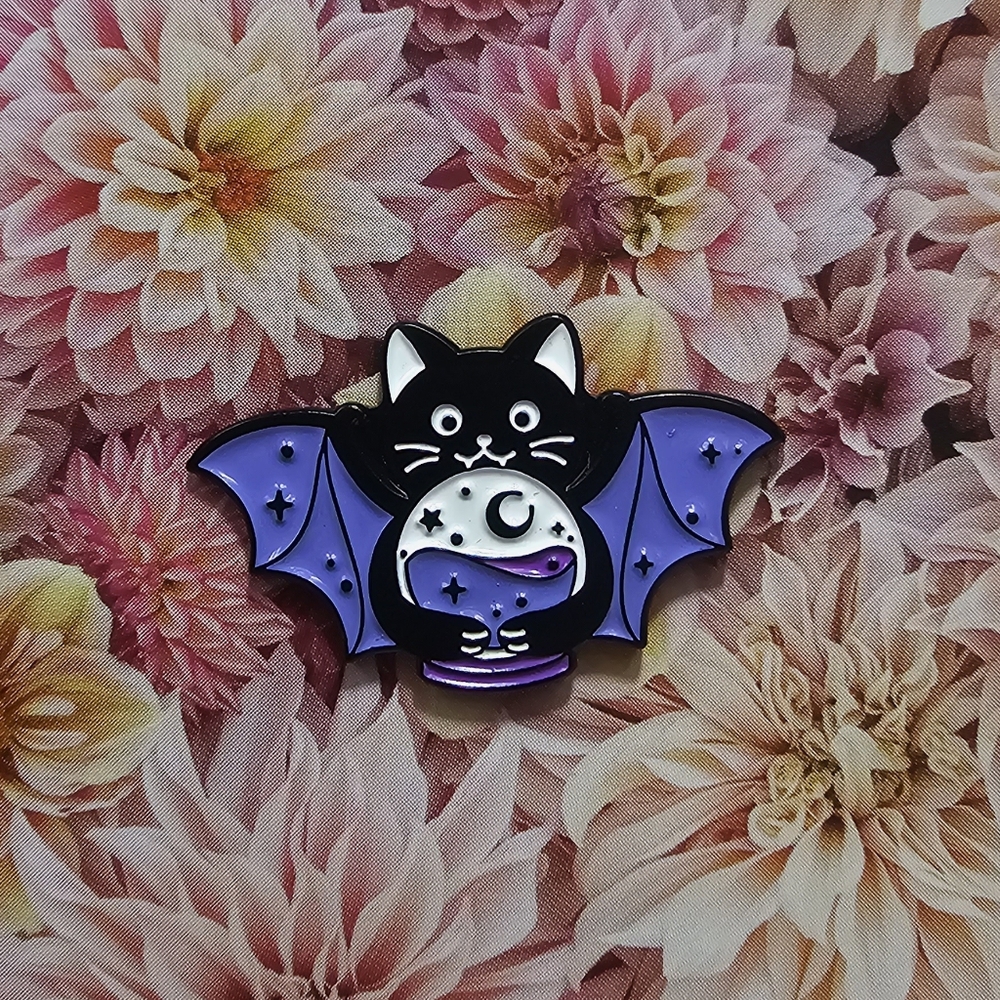 {5/$25} Cat bat enamel pin 🔮